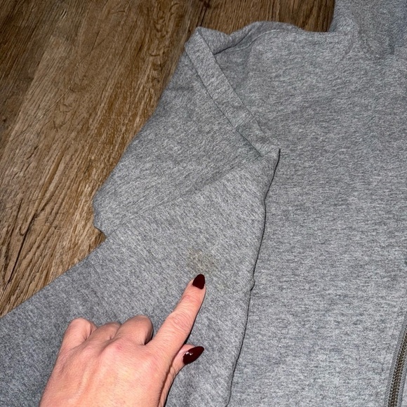 RVCA • Light Weight Full Zip Hoodie - Picture 4 of 7